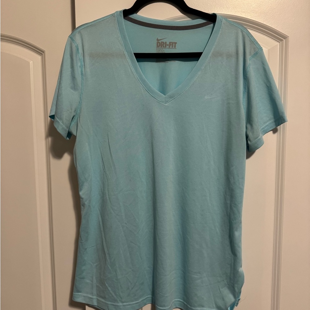 Nike Green Fitted Short Sleeve T-Shirt